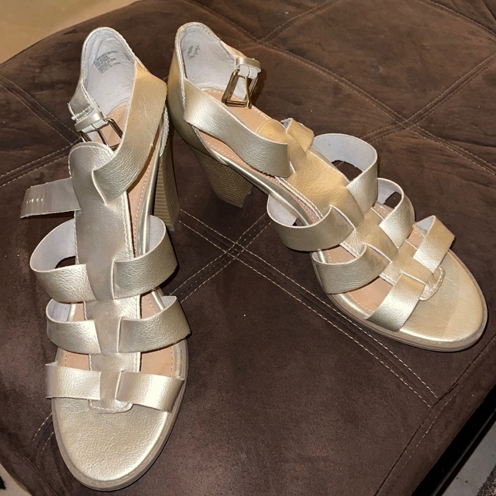 American Eagle Soft Leather Gold Gladiator Heels